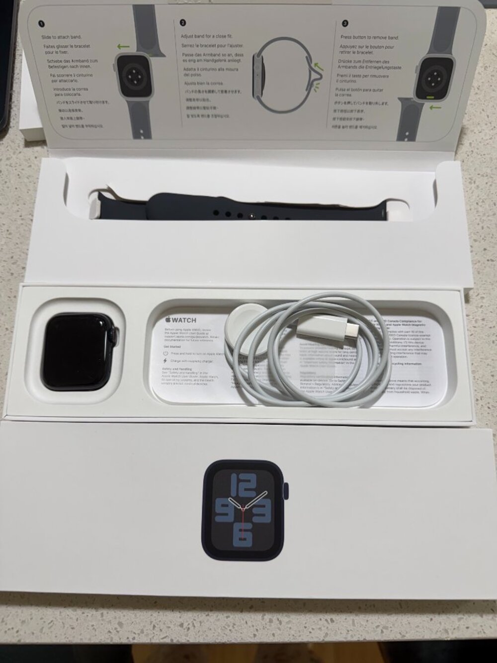 Apple Watch SE 40mm Black for iPhone iOS